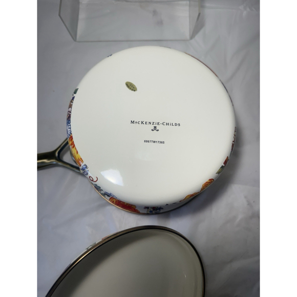 MacKenzie Childs White Flower Market 2.5 Quart Saucepan - Picture 8 of 15